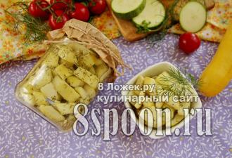 Zucchinisallad för vintern - steg-för-steg-recept