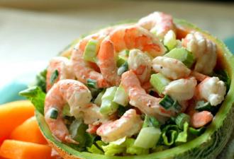 Karides salatası: çok lezzetli ve basit tarifler